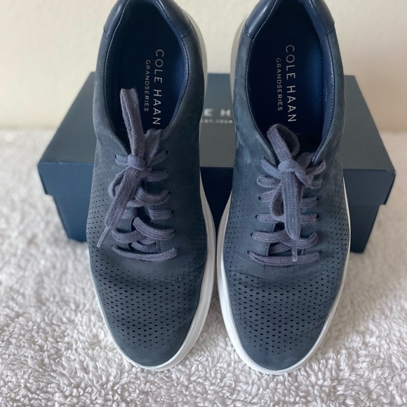 Cole Haan Men’s GrandPrø Rally Nubuck Laser Cut Sneakers in Navy Size 9.5M - Picture 2 of 15